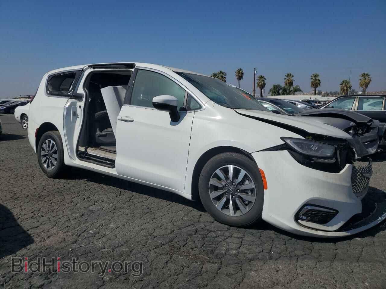 2023 CHRYSLER PACIFICA - VIN: 2C4RC1L70PR541238 - Фото 4
