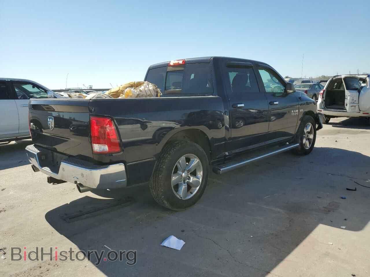 2017 RAM 1500 - VIN: 3C6RR6LT4HG573455 - Фото 3
