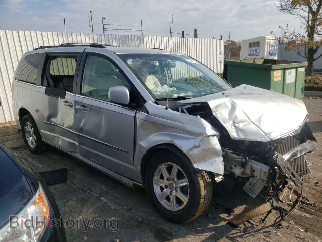 2009 CHRYSLER MINIVAN - VIN: 2A8HR54109R629357 - Фото 4