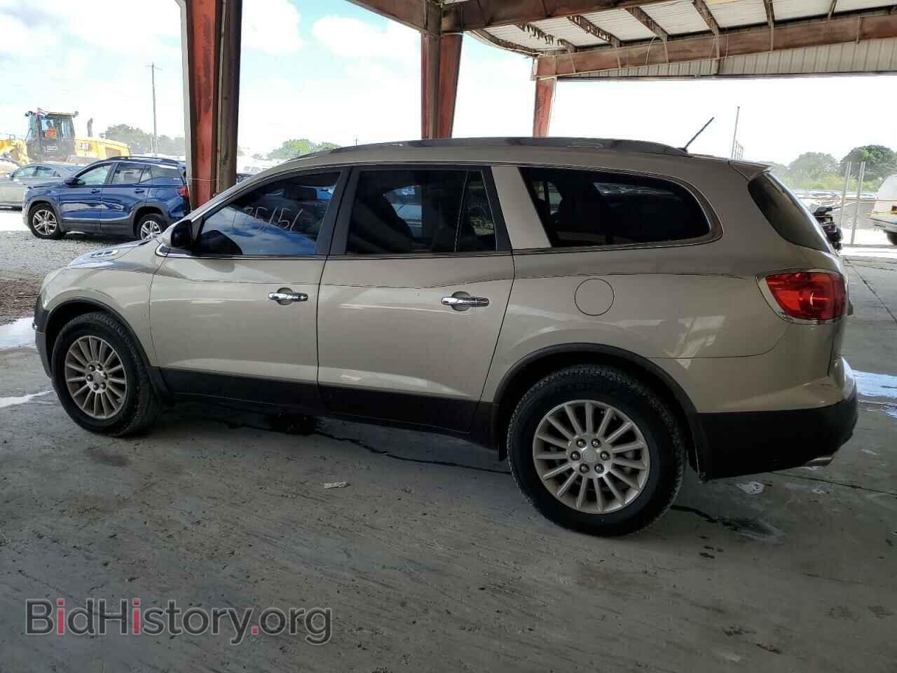 2012 BUICK ENCLAVE - VIN: 5GAKRCED3CJ117521 - Фото 2