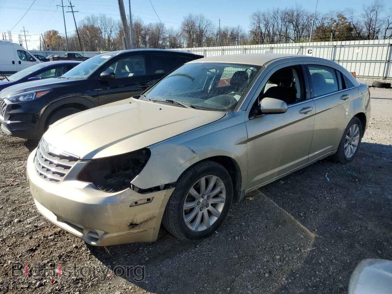 Фотография 1C3CC5FB0AN217423 - CHRYSLER SEBRING 2010