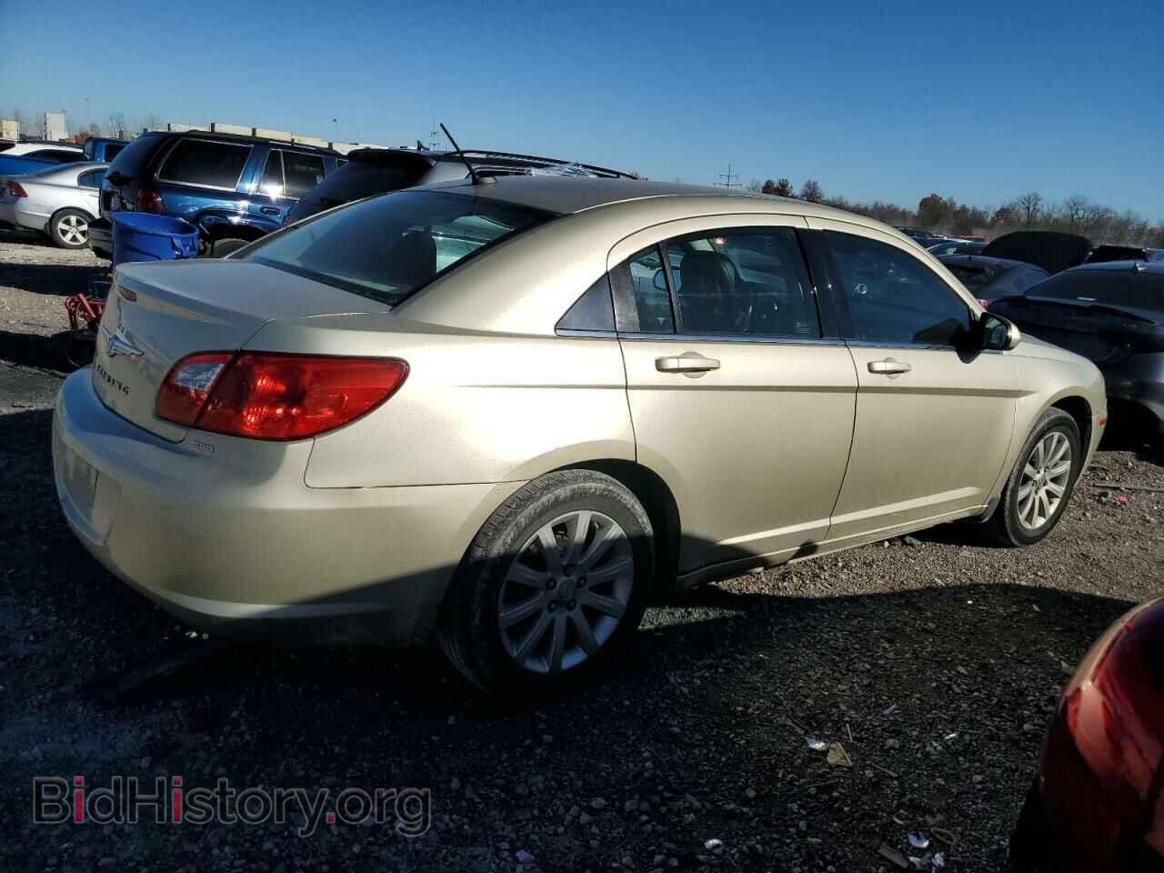 2010 CHRYSLER SEBRING - VIN: 1C3CC5FB0AN217423 - Фото 3