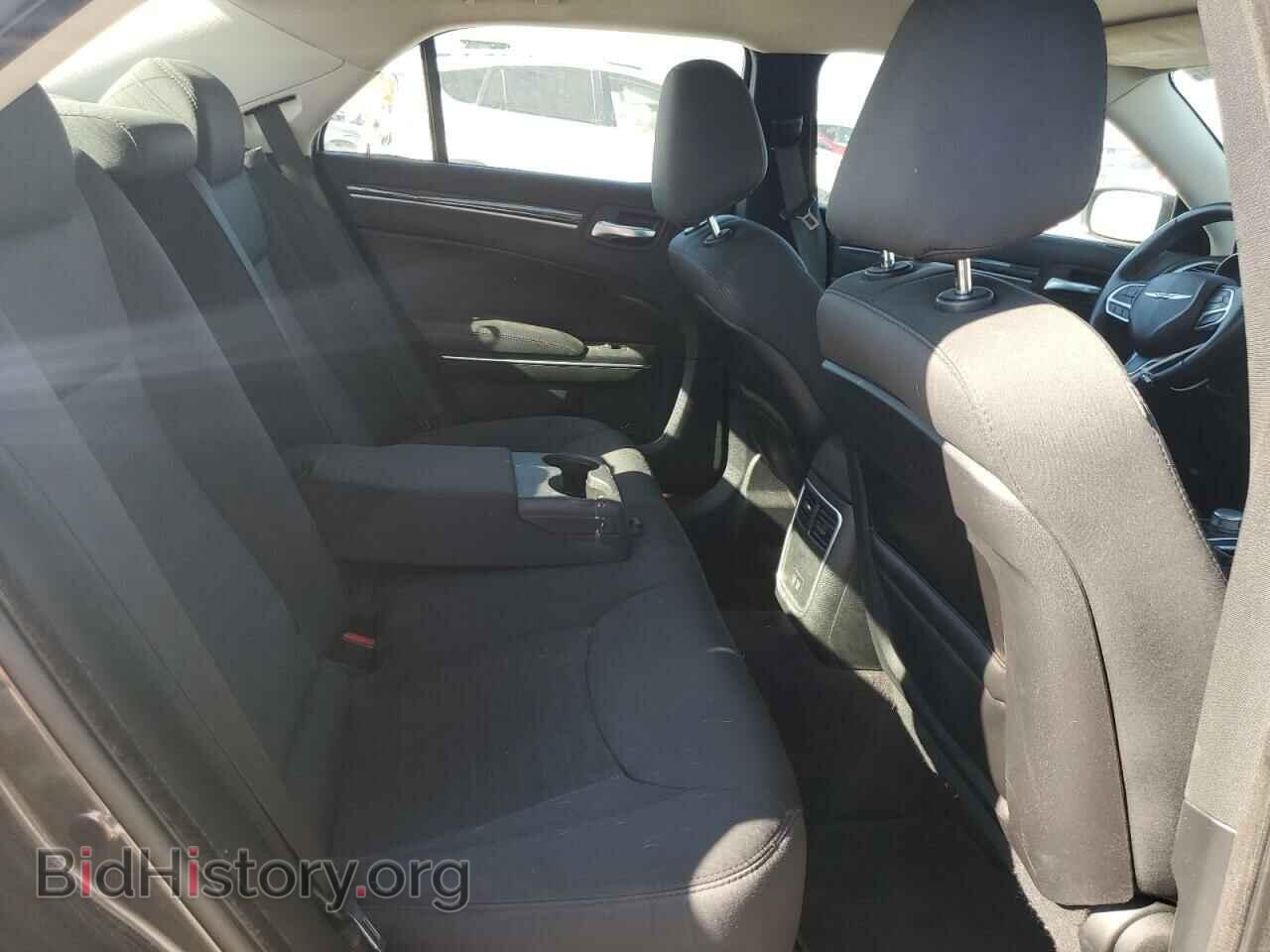 2018 CHRYSLER 300 - VIN: 2C3CCAAG5JH249921 - Фото 10