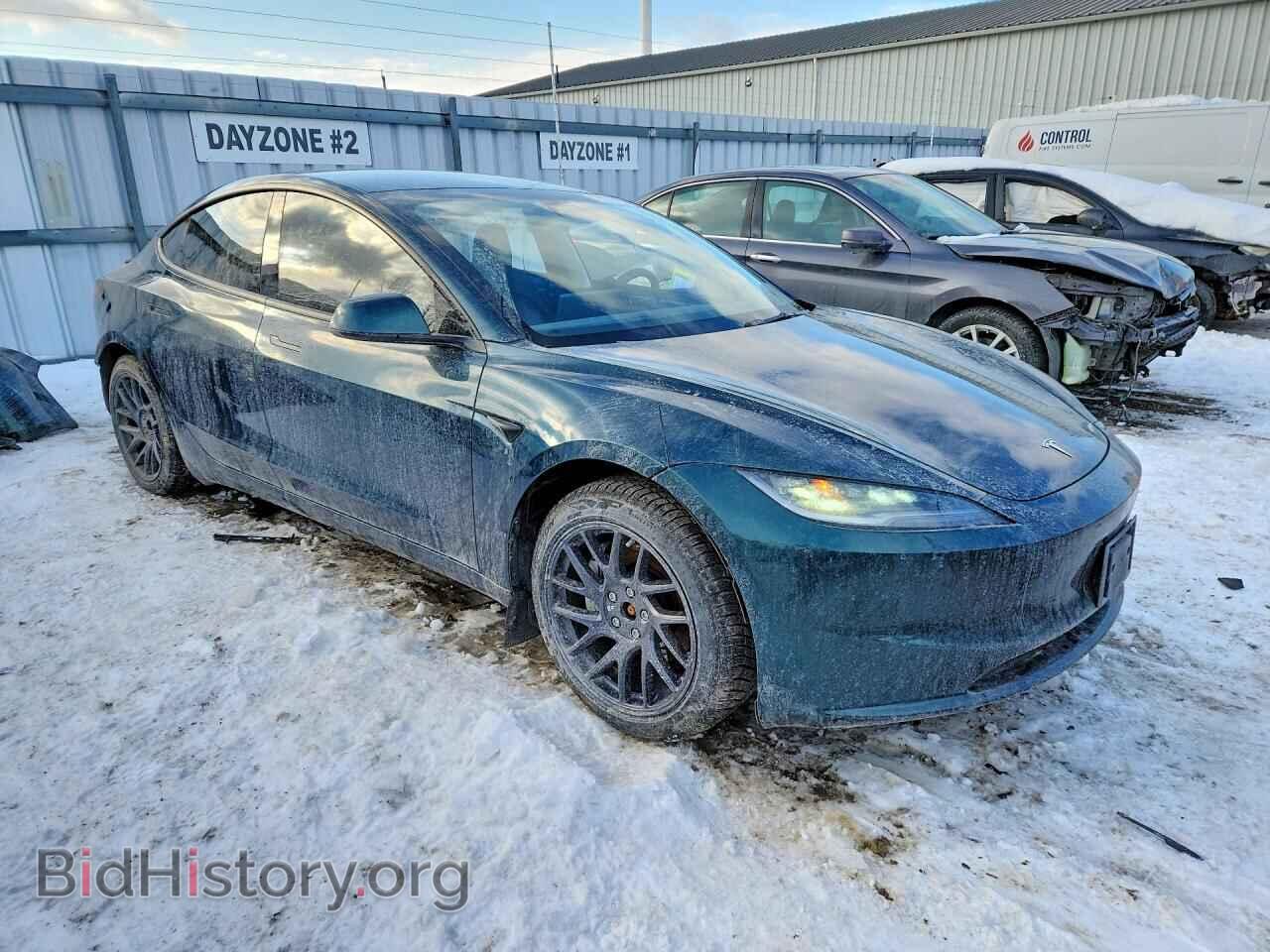 2025 TESLA MODEL 3 - VIN: 5YJ3E1EB4SF894863 - Photo 4