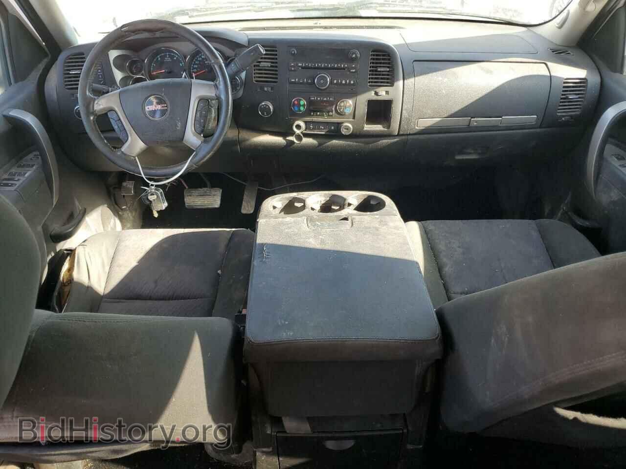 2011 GMC All Models - VIN: 1GT423CG1BF196181 - Фото 8
