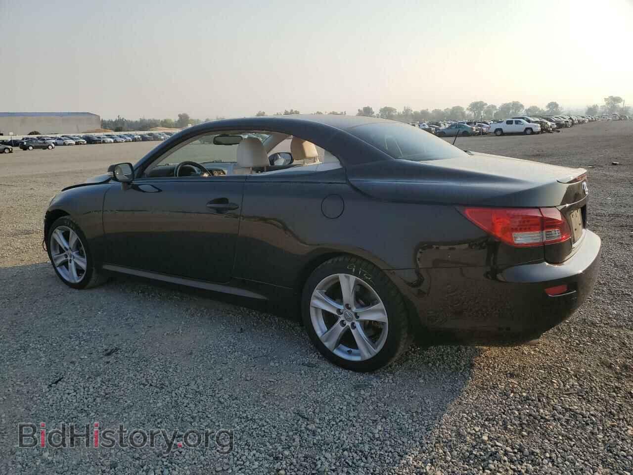 2014 LEXUS IS - VIN: JTHFF2C23E2529986 - Photo 2