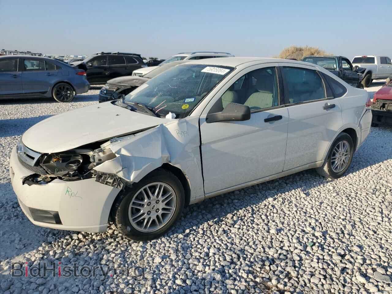 Photo 1FAHP3FN5BW130381 - FORD FOCUS 2011