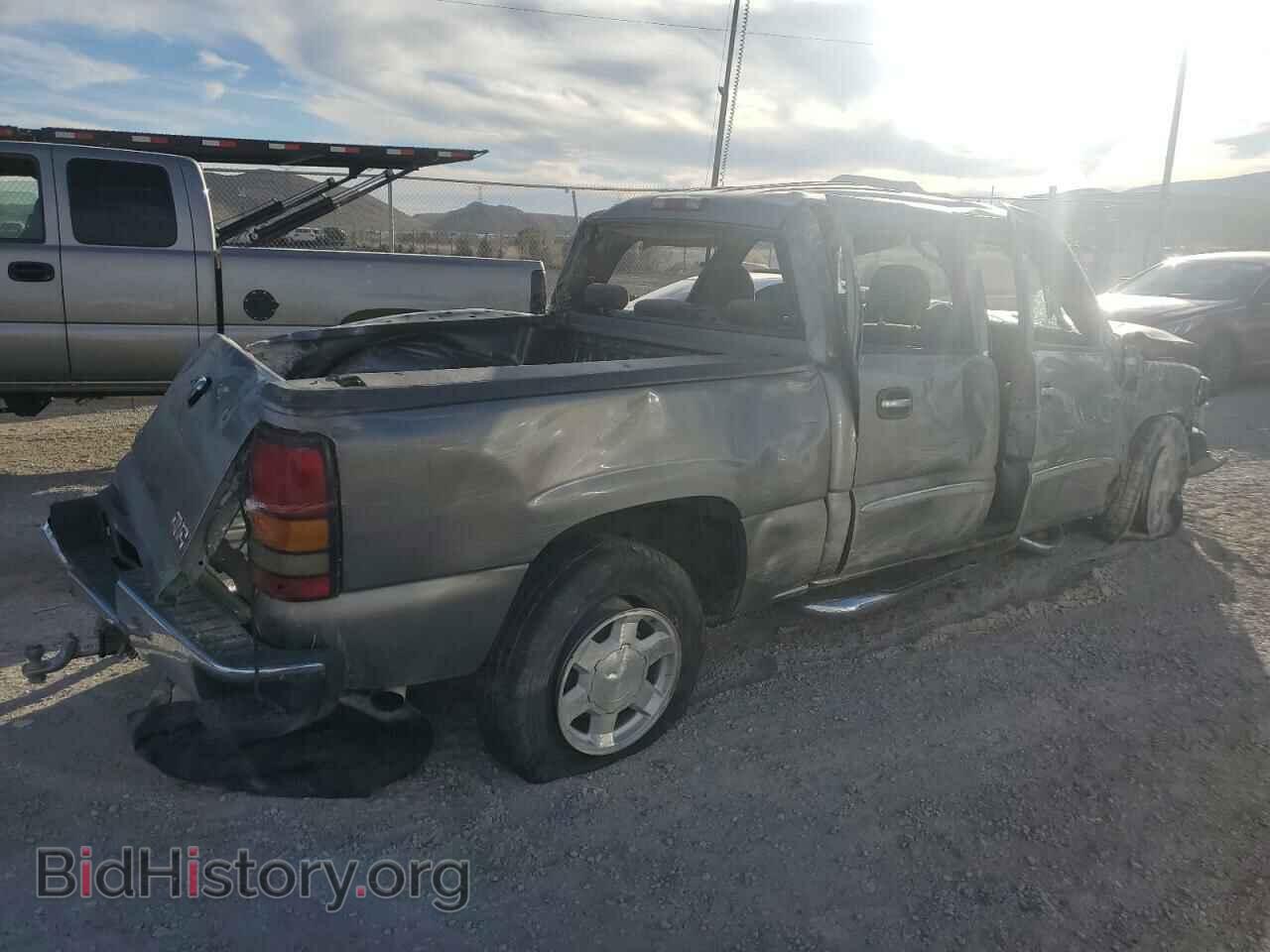 2006 GMC SIERRA - VIN: 2GTEC13Z161262278 - Фото 3