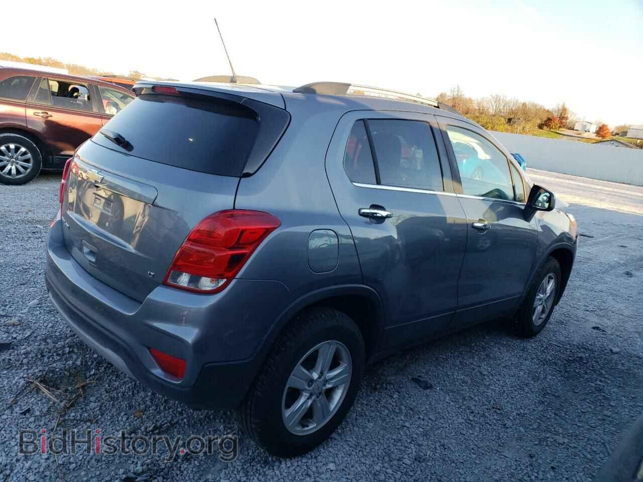 2019 CHEVROLET TRAX - VIN: KL7CJPSB2KB748240 - Фото 3