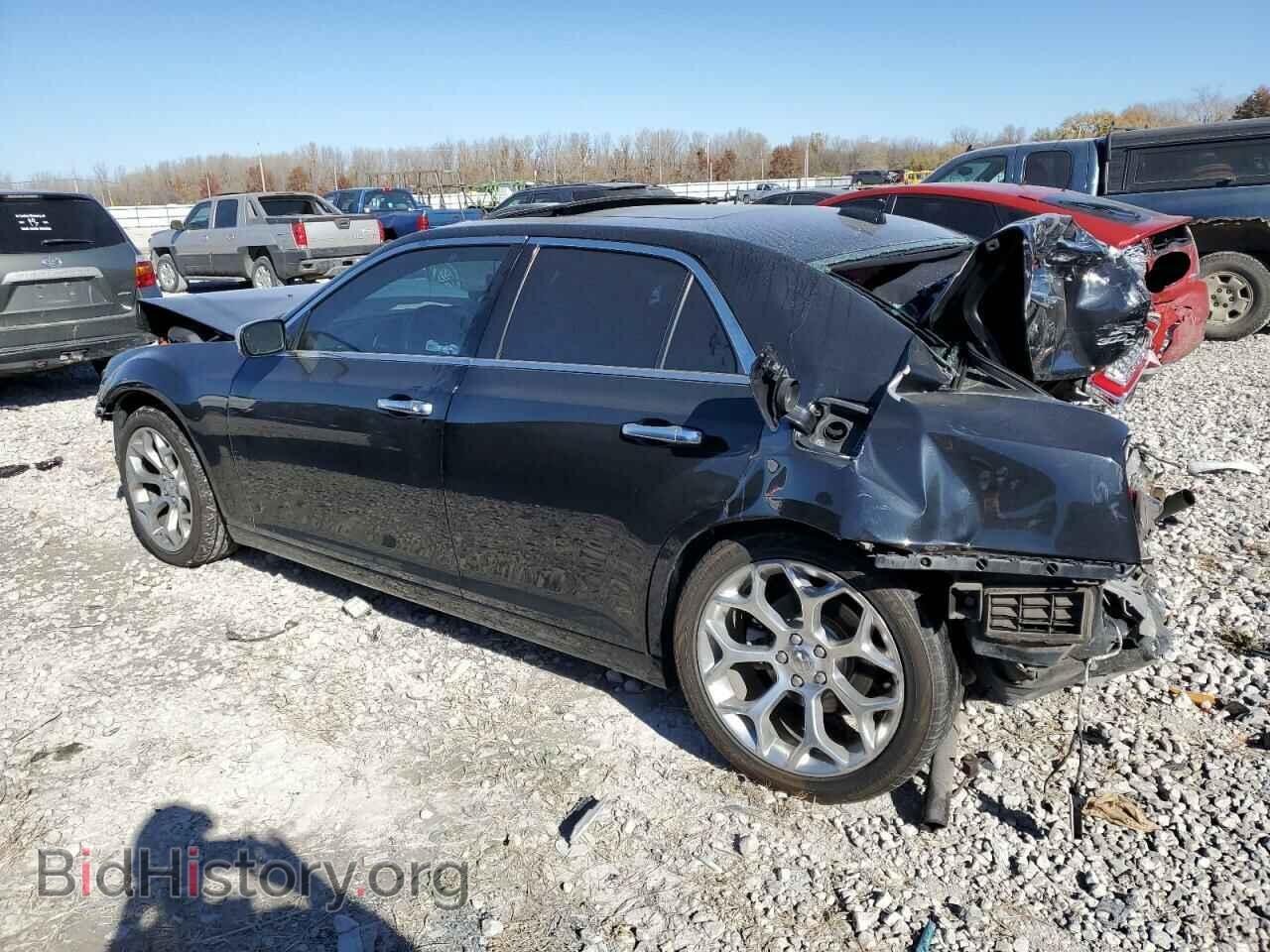 2016 CHRYSLER 300 - VIN: 2C3CCAPT8GH220376 - Фото 2