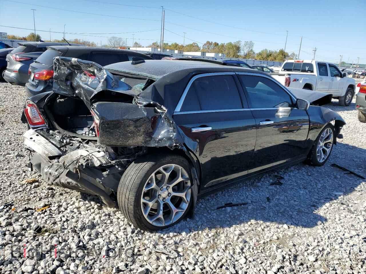 2016 CHRYSLER 300 - VIN: 2C3CCAPT8GH220376 - Фото 3