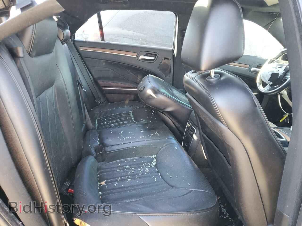 2016 CHRYSLER 300 - VIN: 2C3CCAPT8GH220376 - Фото 10