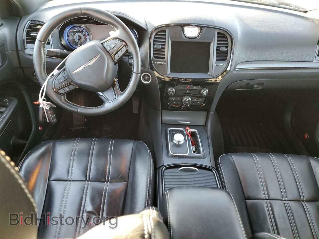 2016 CHRYSLER 300 - VIN: 2C3CCAGG7GH253310 - Photo 8