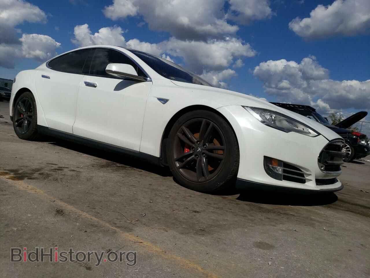 2014 TESLA MODEL S - VIN: 5YJSA1H1XEFP35618 - Photo 4
