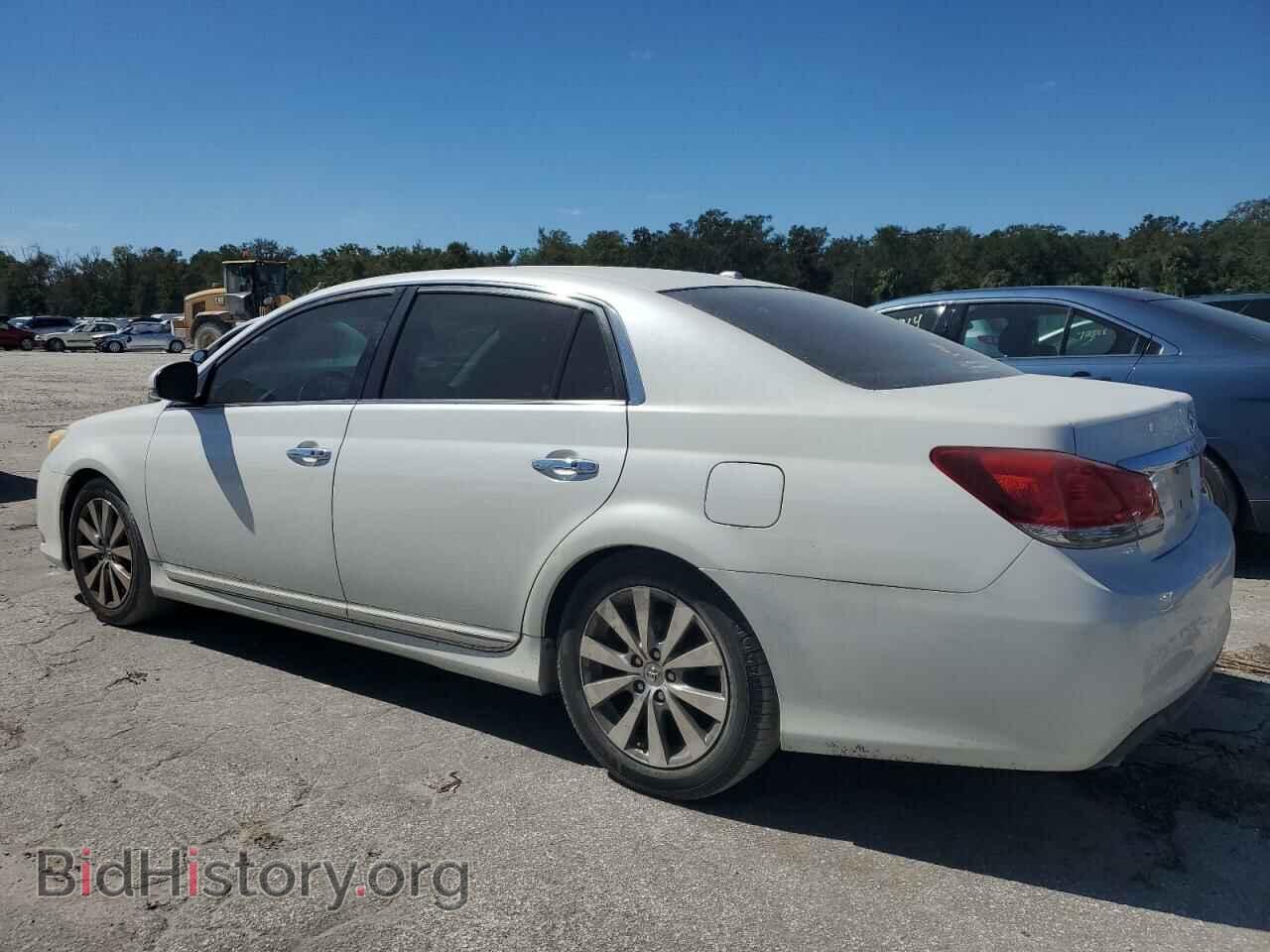 2011 TOYOTA AVALON - VIN: 4T1BK3DB8BU404204 - Фото 2
