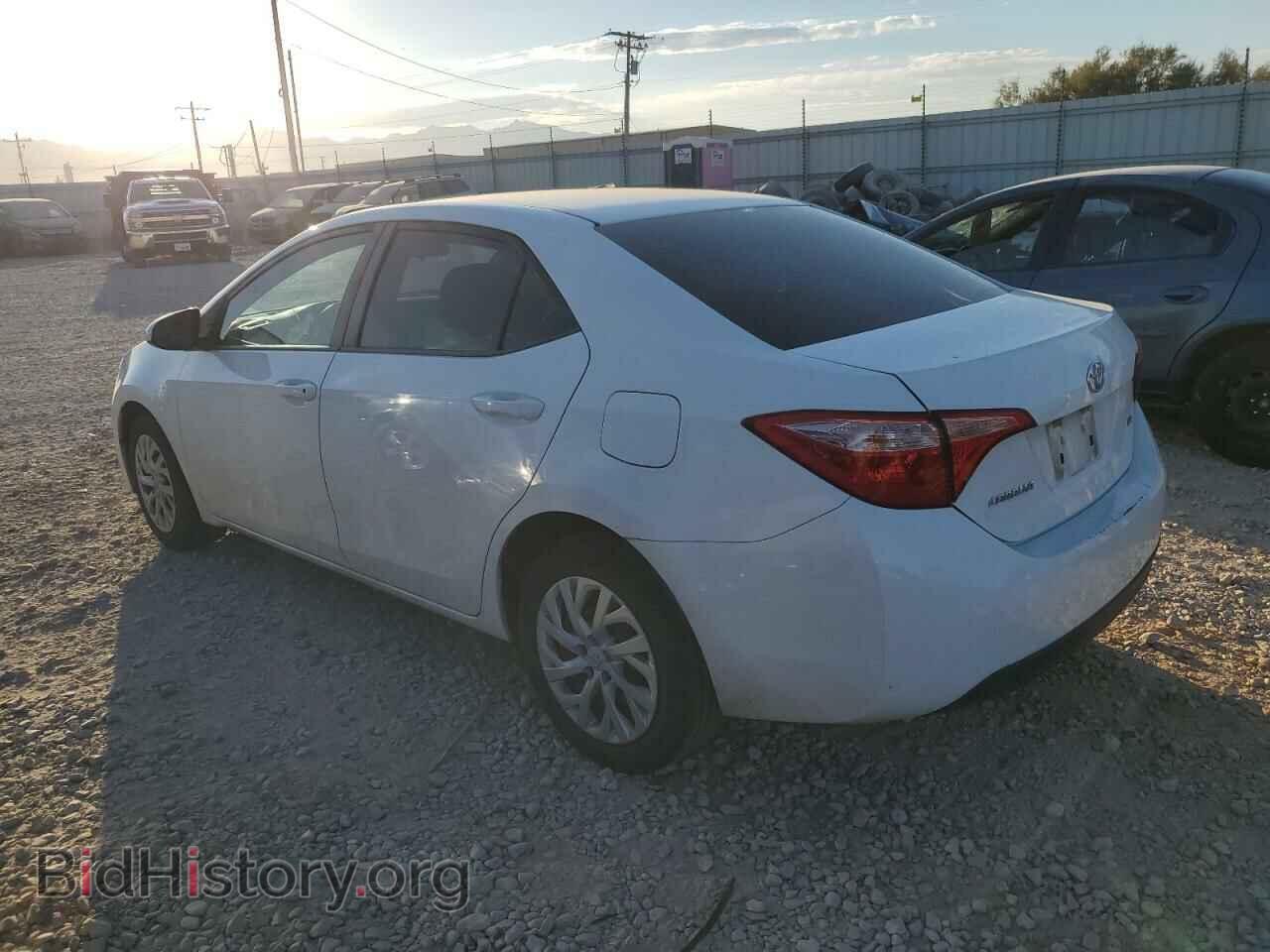 2017 TOYOTA COROLLA - VIN: 5YFBURHEXHP628344 - Фото 2