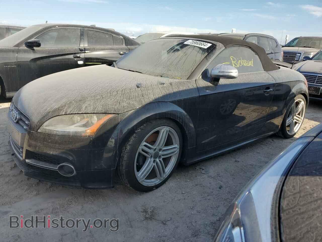 Фотография TRUS1AFK3B1005510 - AUDI TTS 2011