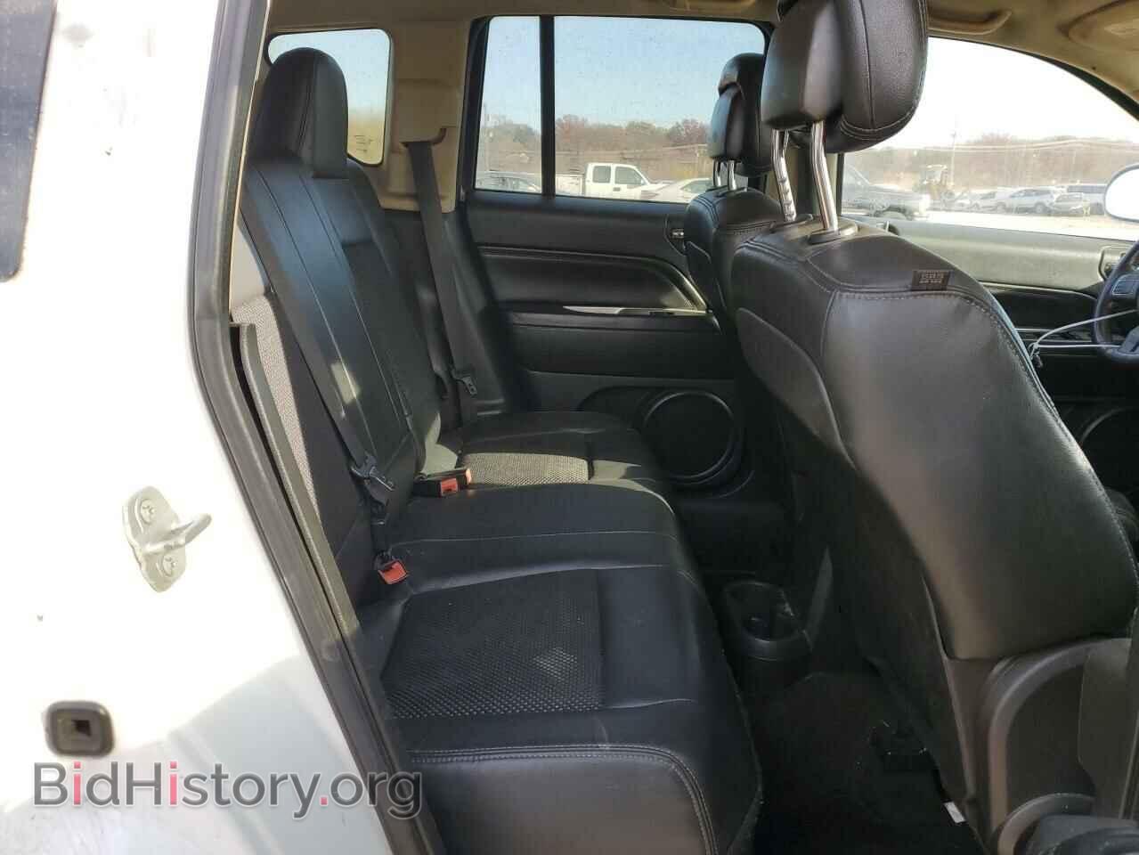 2014 JEEP COMPASS - VIN: 1C4NJCEB2ED785605 - Photo 10