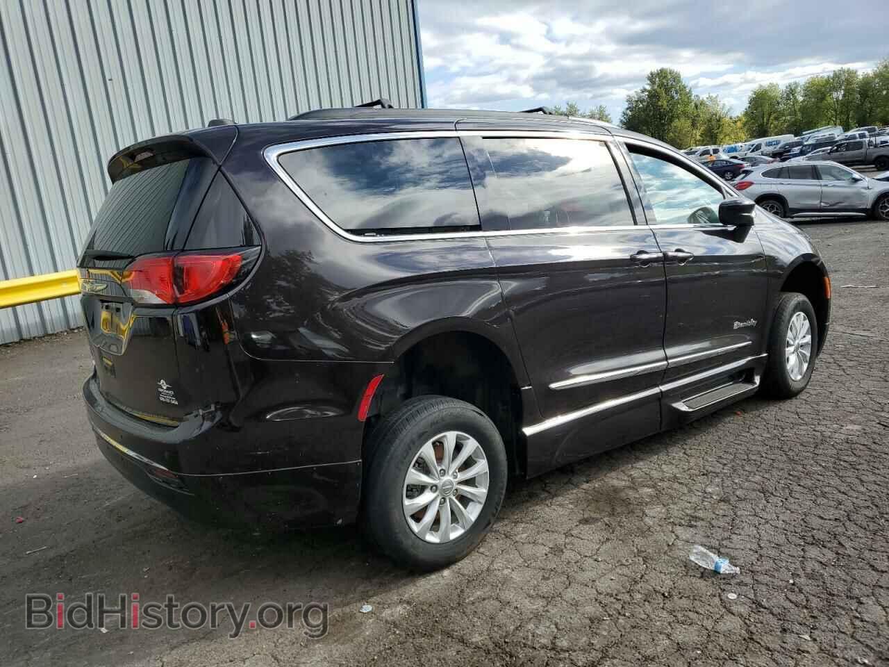 2017 CHRYSLER PACIFICA - VIN: 2C4RC1BG5HR739803 - Фото 3