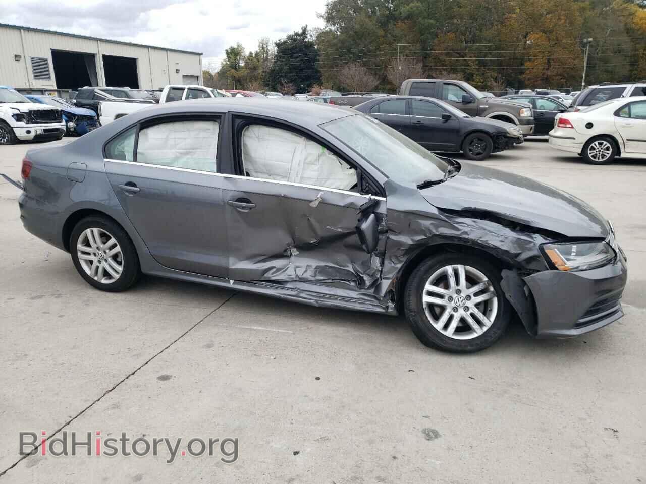 2017 VOLKSWAGEN JETTA - VIN: 3VW2B7AJ0HM350429 - Photo 4