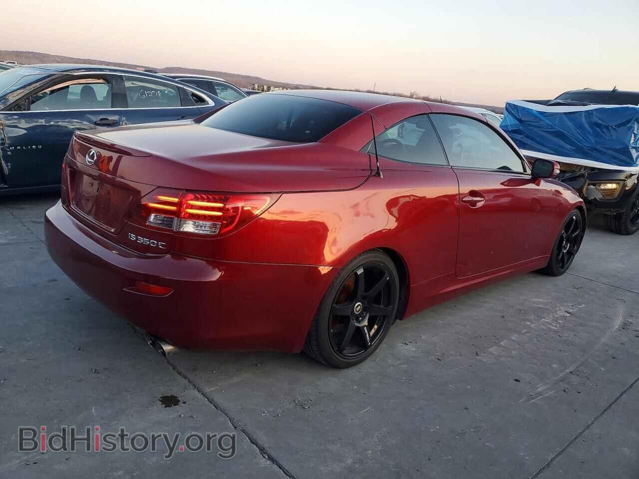 2011 LEXUS IS - VIN: JTHFE2C24B2506795 - Photo 3