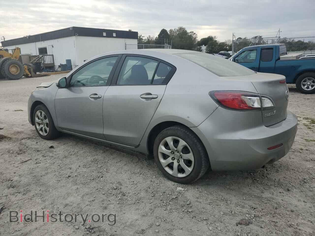 2013 MAZDA 3 - VIN: JM1BL1UP7D1757068 - Фото 2