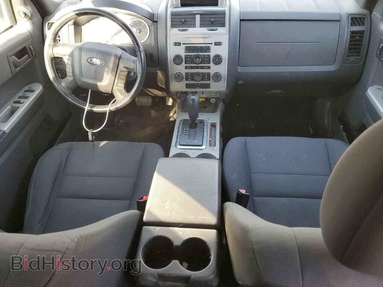 2011 FORD ESCAPE - VIN: 1FMCU0D73BKB72681 - Photo 8