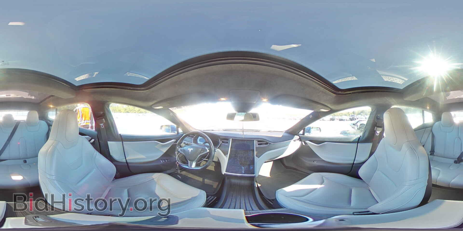2015 TESLA MODEL S - VIN: 5YJSA1E22FF105333 - Photo 15
