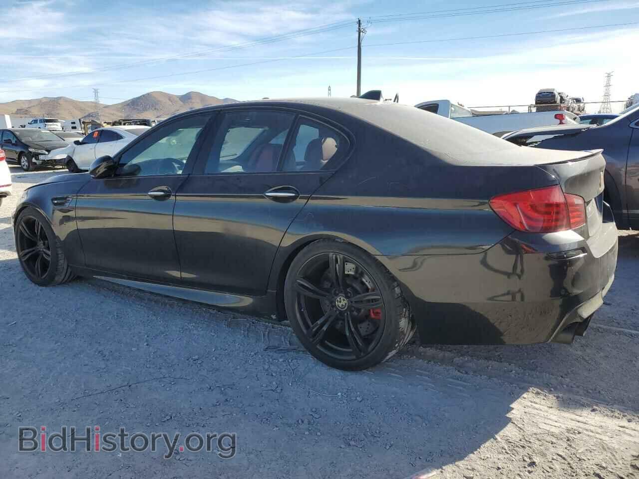 2013 BMW M5 - VIN: WBSFV9C5XDD096251 - Фото 2