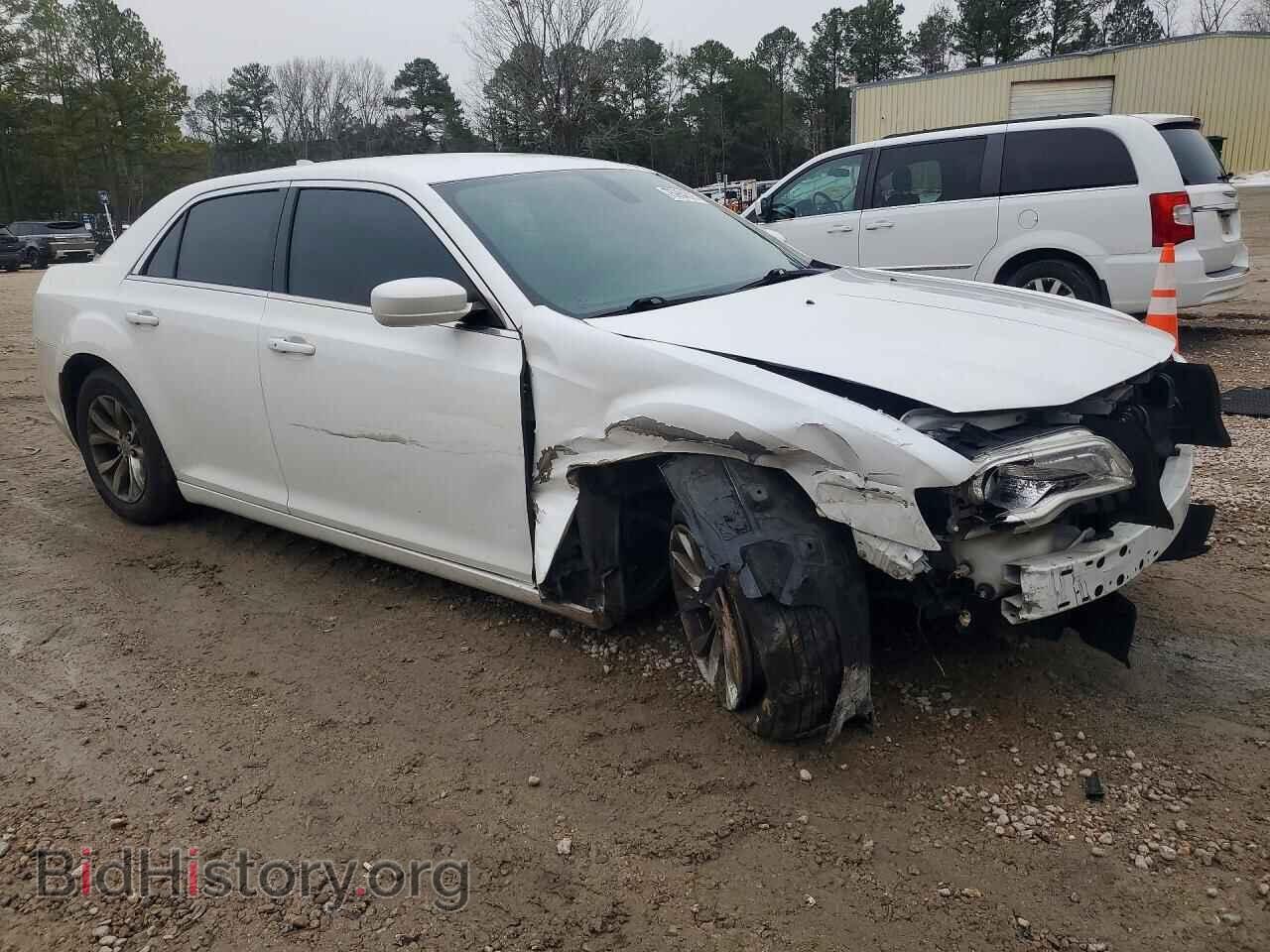 2016 CHRYSLER 300 - VIN: 2C3CCAAG9GH135705 - Фото 4