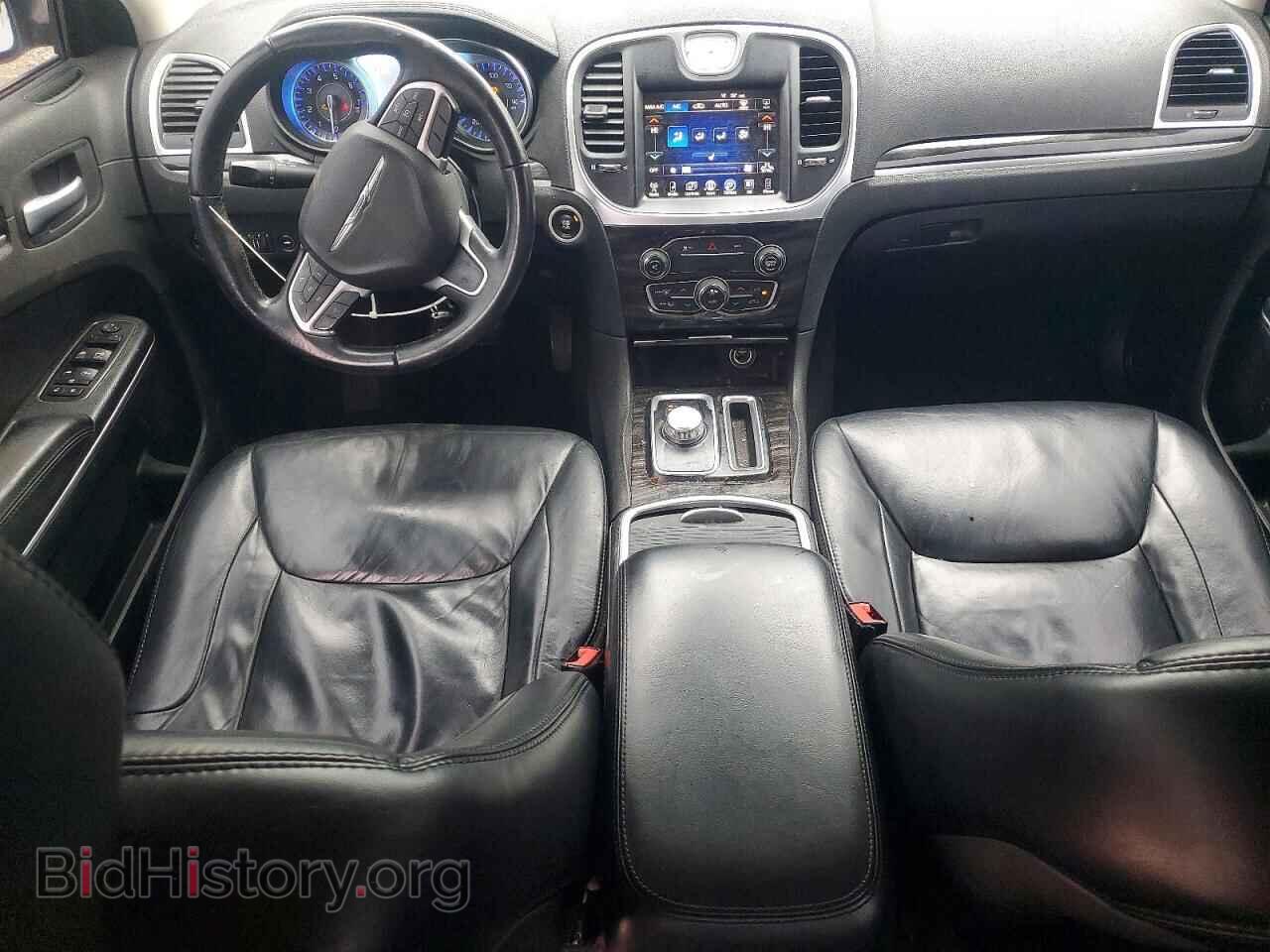 2016 CHRYSLER 300 - VIN: 2C3CCAAG9GH135705 - Фото 8