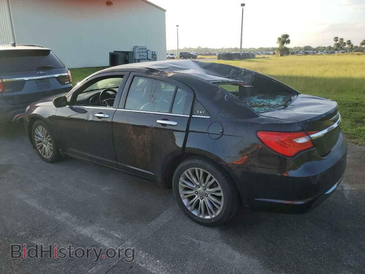2013 CHRYSLER 200 - VIN: 1C3CCBCG2DN578509 - Фото 2
