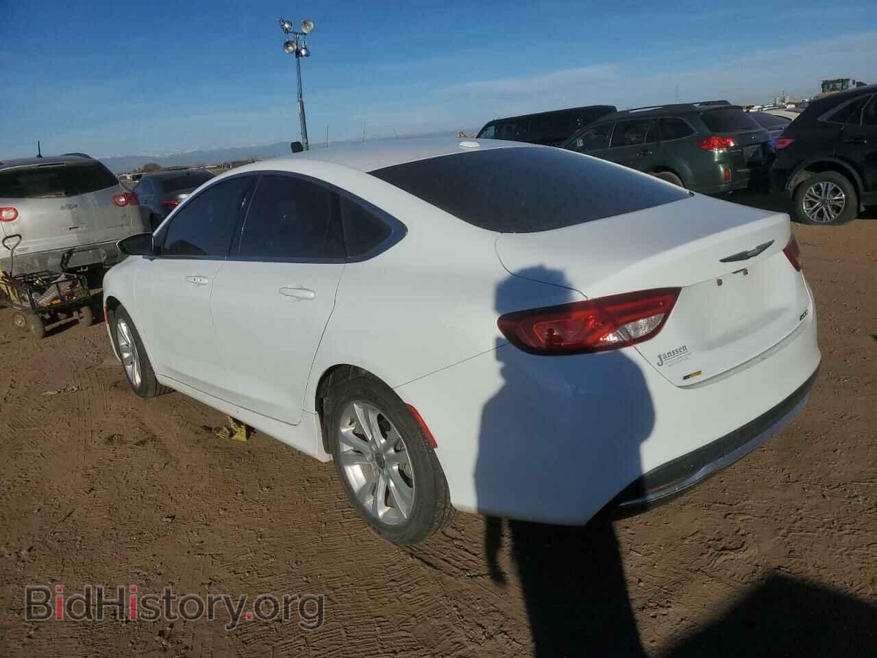 2016 CHRYSLER 200 - VIN: 1C3CCCAB4GN159370 - Фото 2