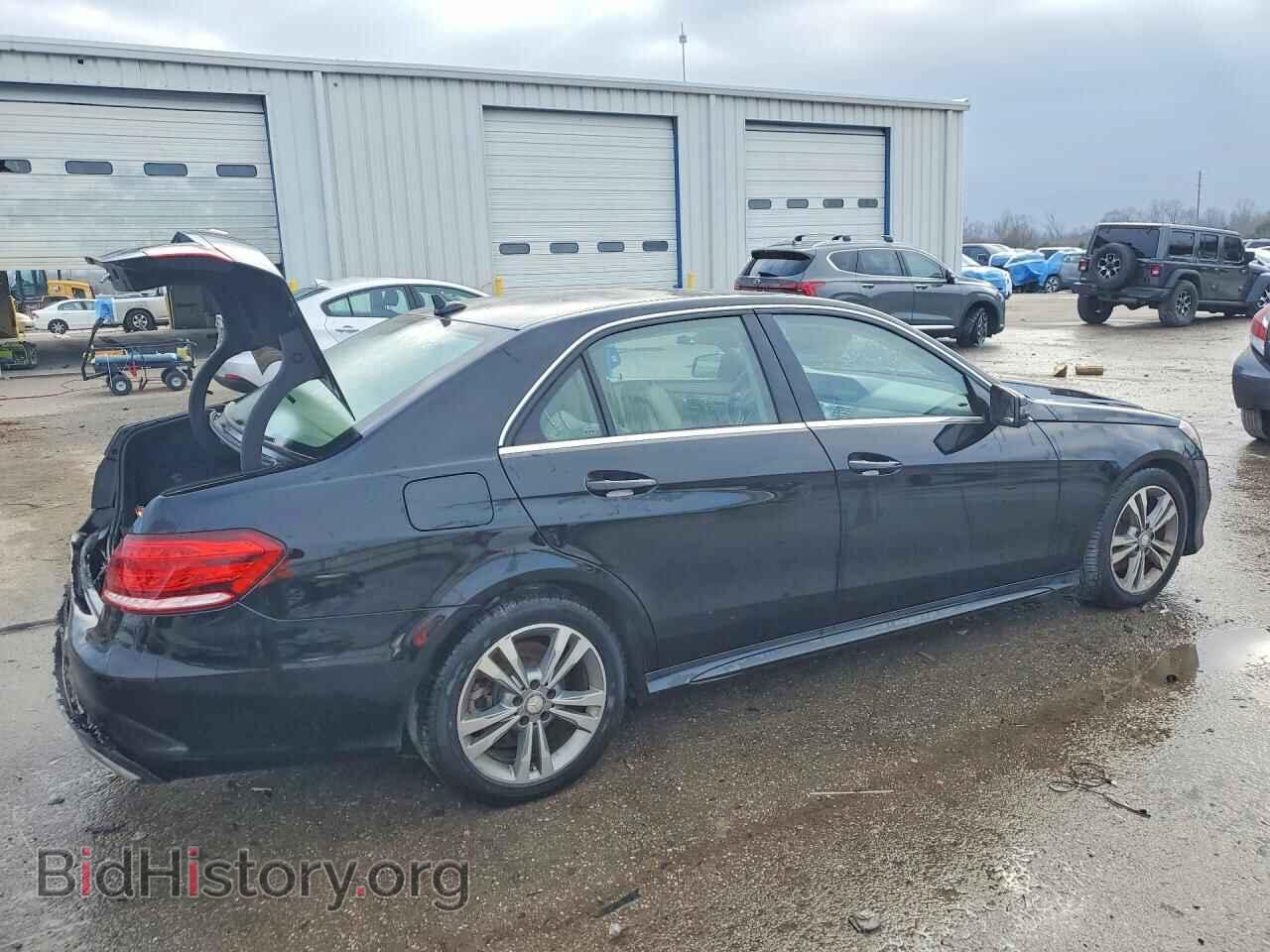 2015 MERCEDES-BENZ E-CLASS - VIN: WDDHF5KB2FB088940 - Фото 3