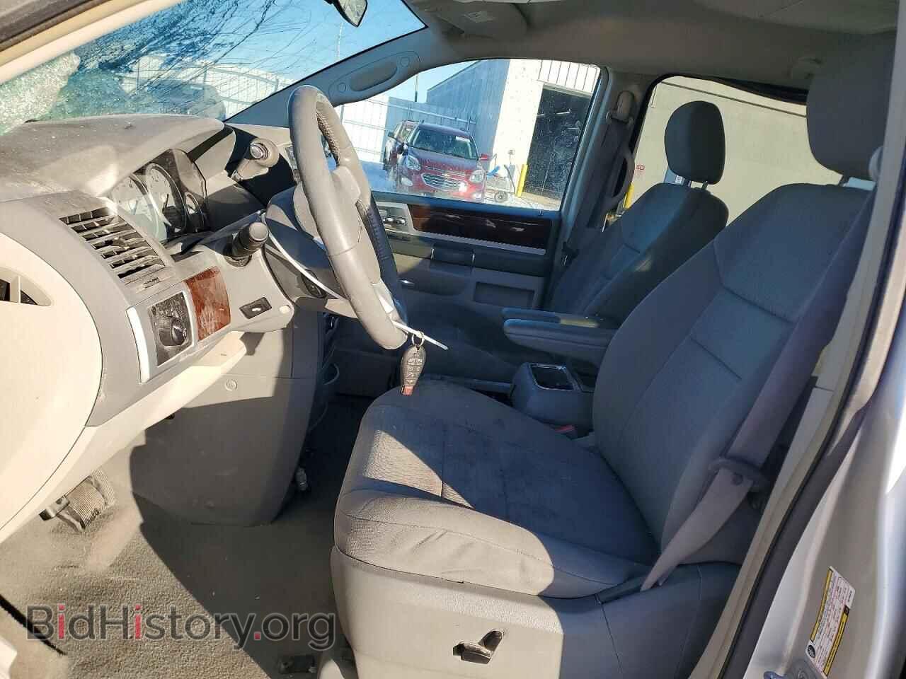 2010 CHRYSLER MINIVAN - VIN: 2A4RR5D14AR104019 - Фото 7