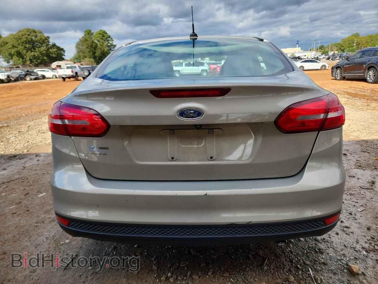 2016 FORD FOCUS - VIN: 1FADP3F2XGL210885 - Photo 6