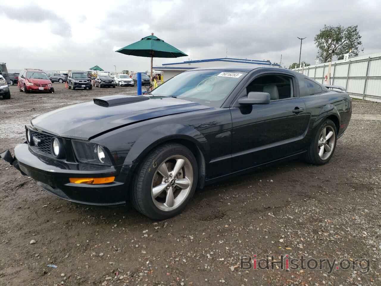 Photo 1ZVHT82H775248087 - FORD MUSTANG 2007