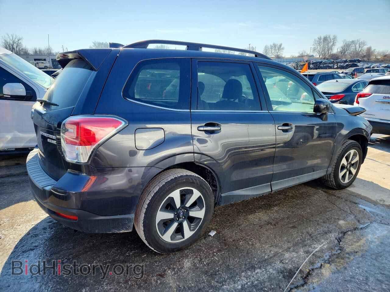 2017 SUBARU FORESTER - VIN: JF2SJAJC8HH558648 - Фото 3