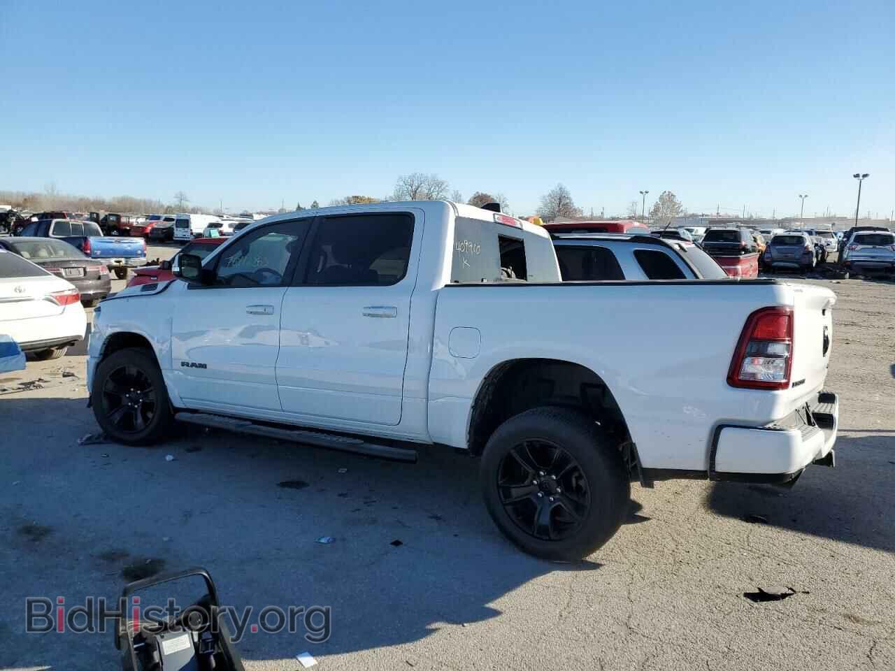 2020 RAM 1500 - VIN: 1C6SRFFT9LN409910 - Фото 2
