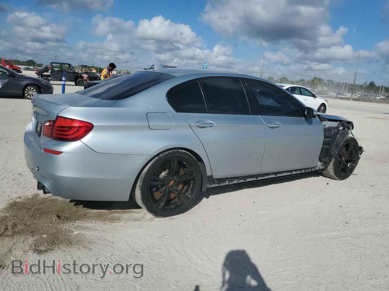 2013 BMW M5 - VIN: WBSFV9C5XDD095424 - Photo 3