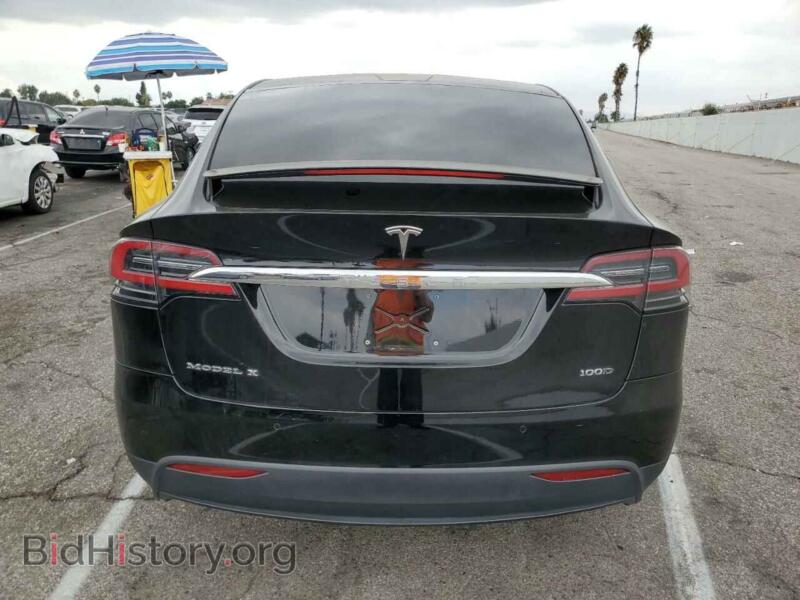 2019 Tesla MODEL X (VIN 5YJXCAE23KF151036) — photo 6 of 12