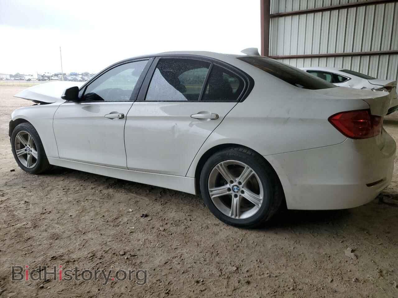 2013 BMW 3 SERIES - VIN: WBA3A5C56DF359710 - Фото 2