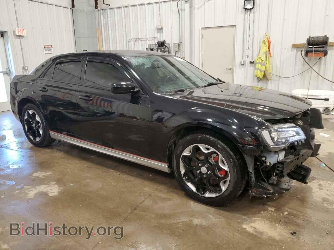 2016 CHRYSLER 300 - VIN: 2C3CCAGG7GH262010 - Photo 4