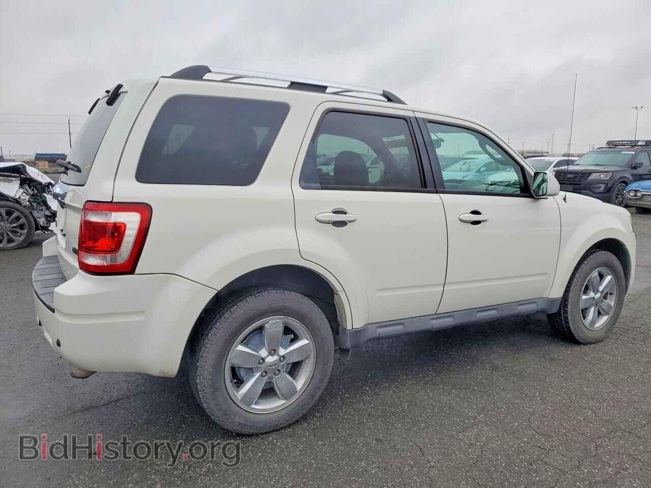 2011 FORD ESCAPE - VIN: 1FMCU9EG0BKB60071 - Фото 3