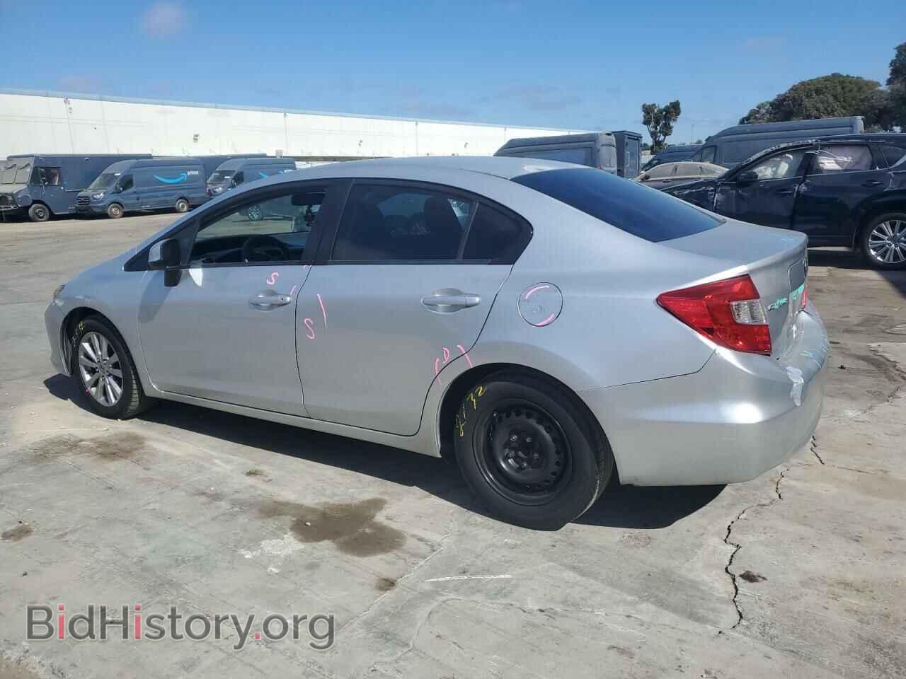 2012 HONDA CIVIC - VIN: 2HGFB2F50CH305177 - Фото 2