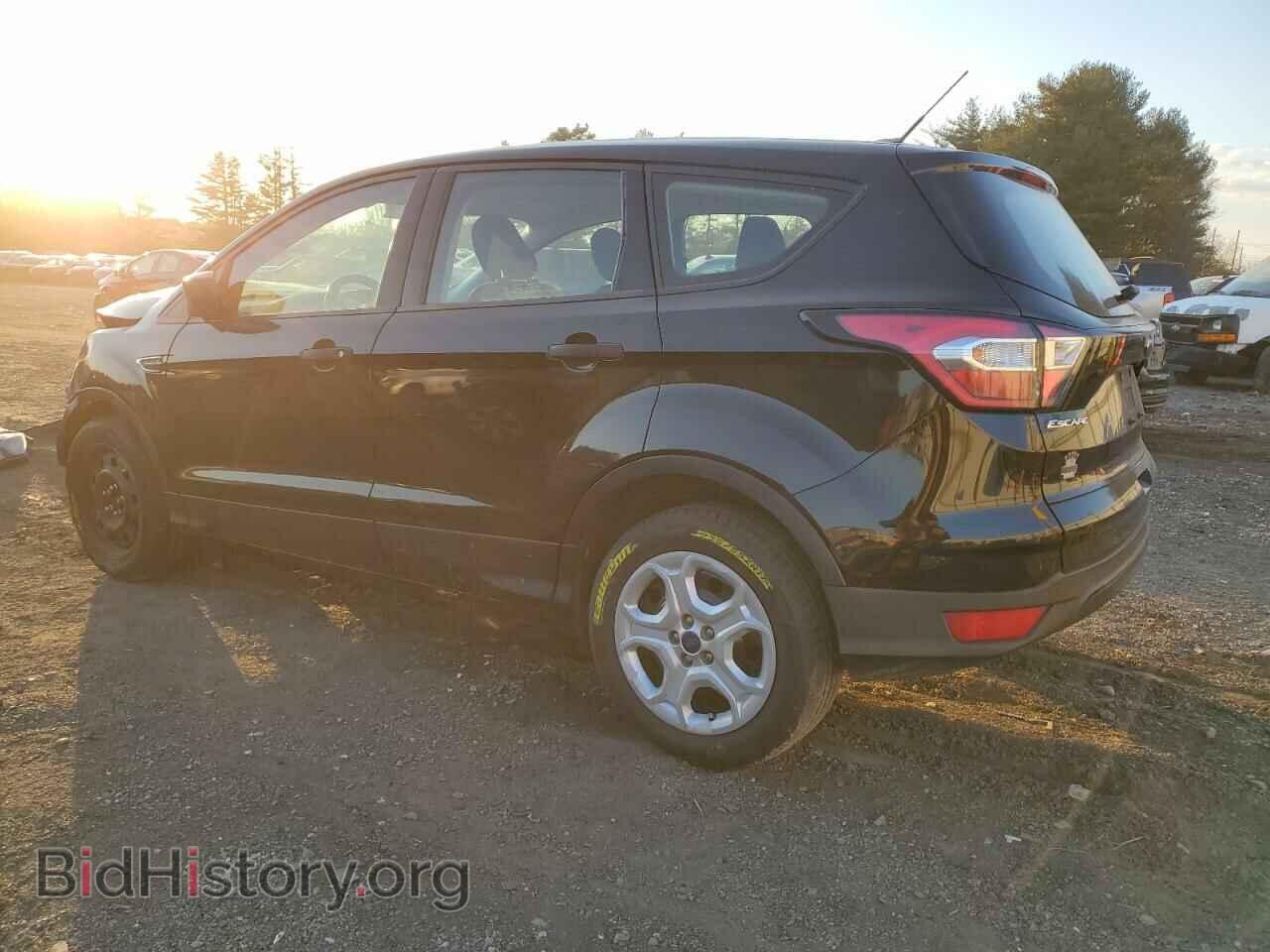 2018 FORD ESCAPE - VIN: 1FMCU0F76JUB97977 - Фото 2