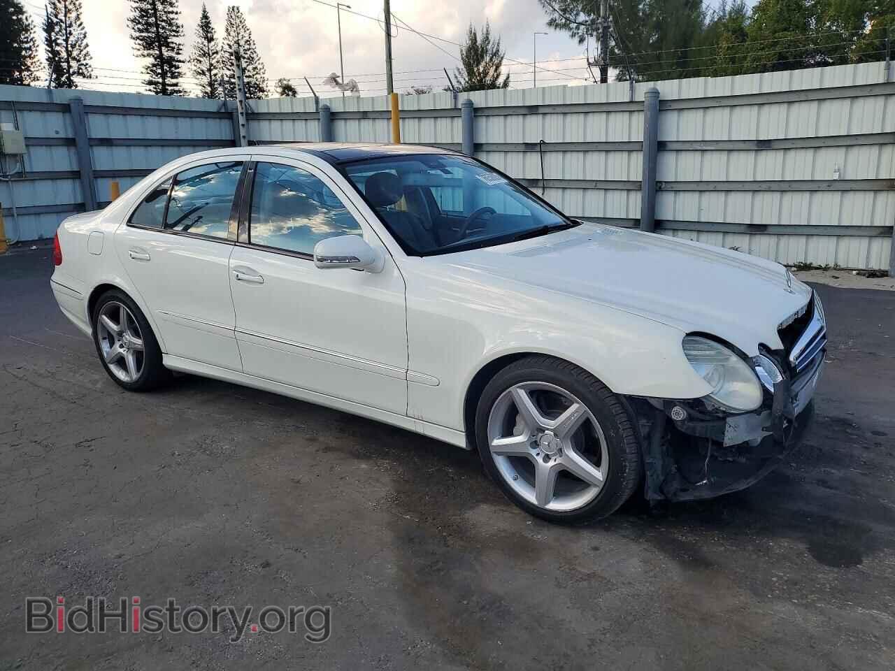 2009 MERCEDES-BENZ E-CLASS - VIN: WDBUF56X49B382860 - Фото 4