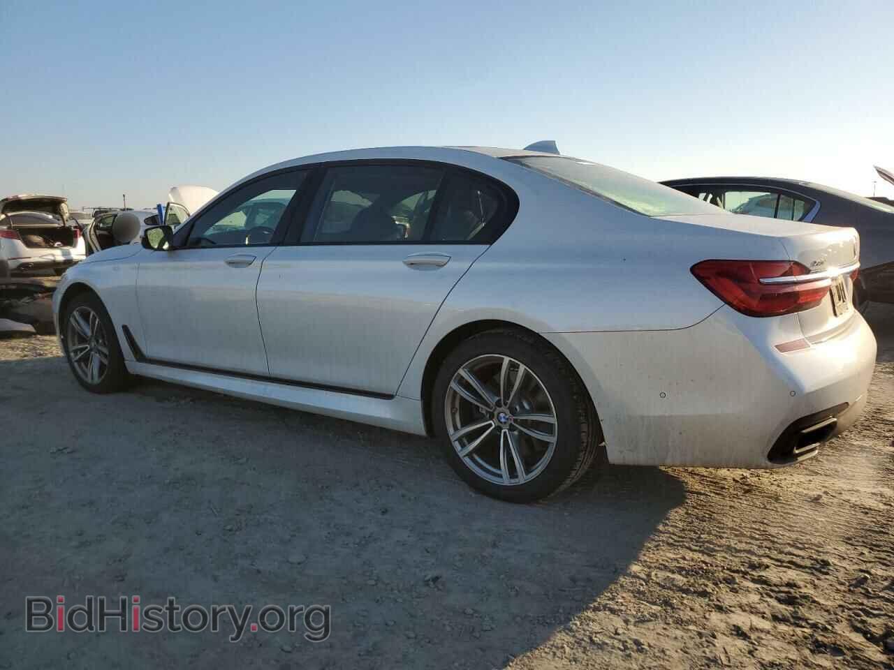 2016 BMW 7 SERIES - VIN: WBA7F2C51GG418422 - Фото 2