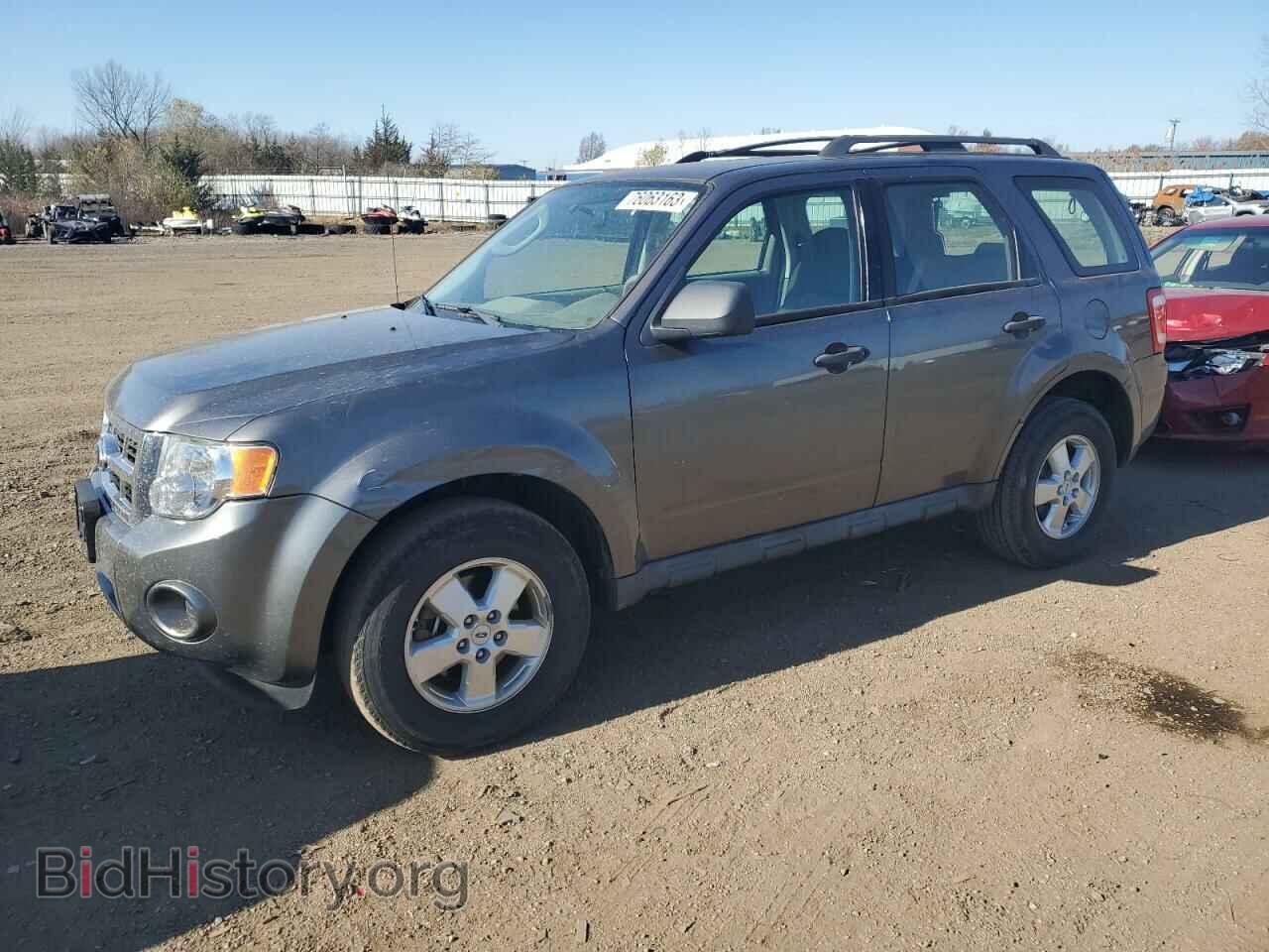 Photo 1FMCU027X9KC58986 - FORD ESCAPE 2009