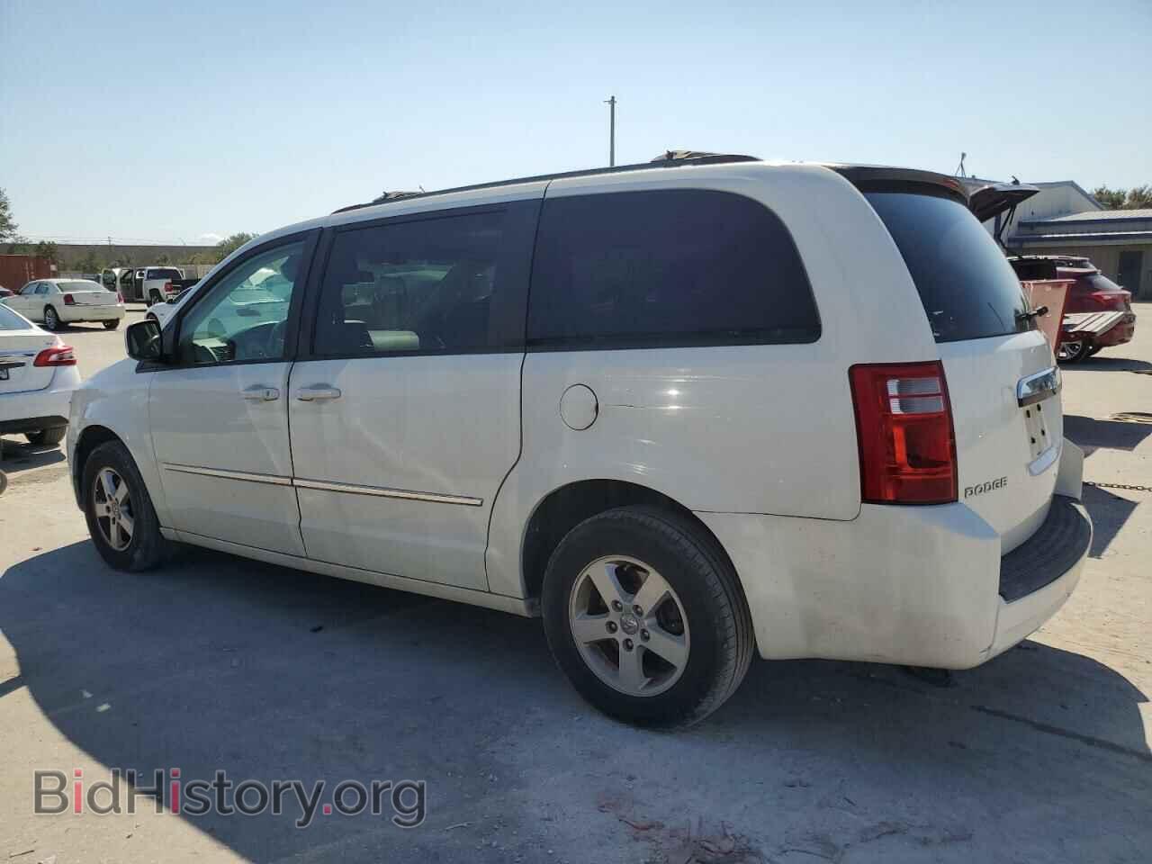 2010 DODGE CARAVAN - VIN: 2D4RN5D10AR484593 - Фото 2